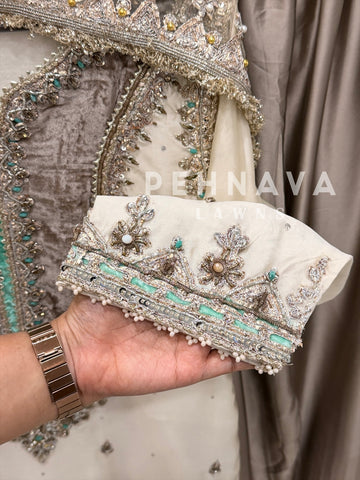 Velvet Yoke Embroidered Suit