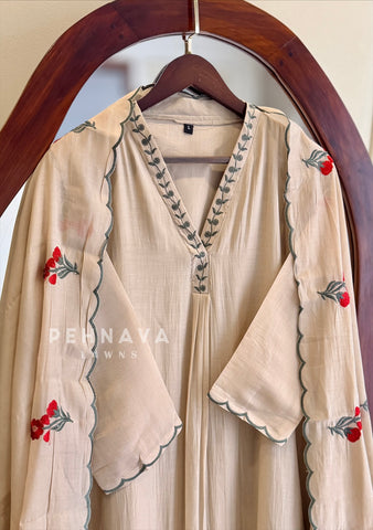 Floral Embroidered Suit 13136