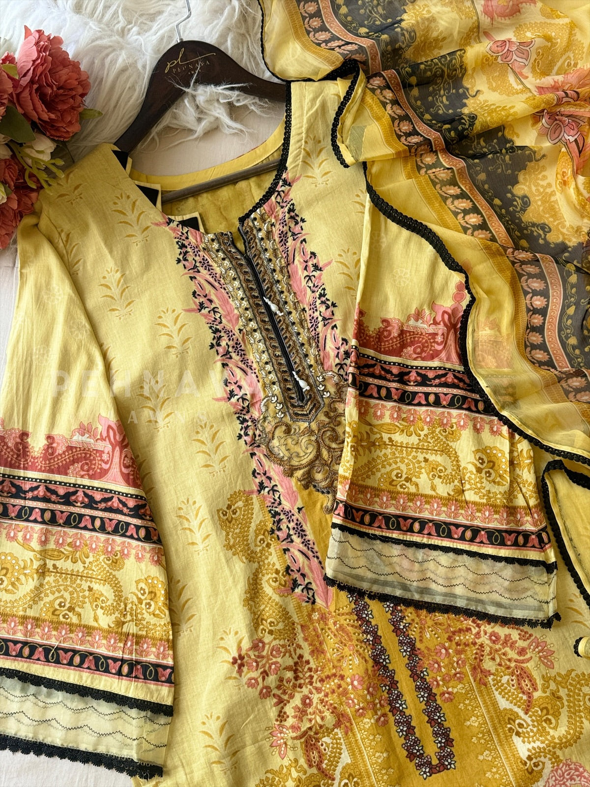 Signature Embroidered Lawn Unstitched Suit-1390
