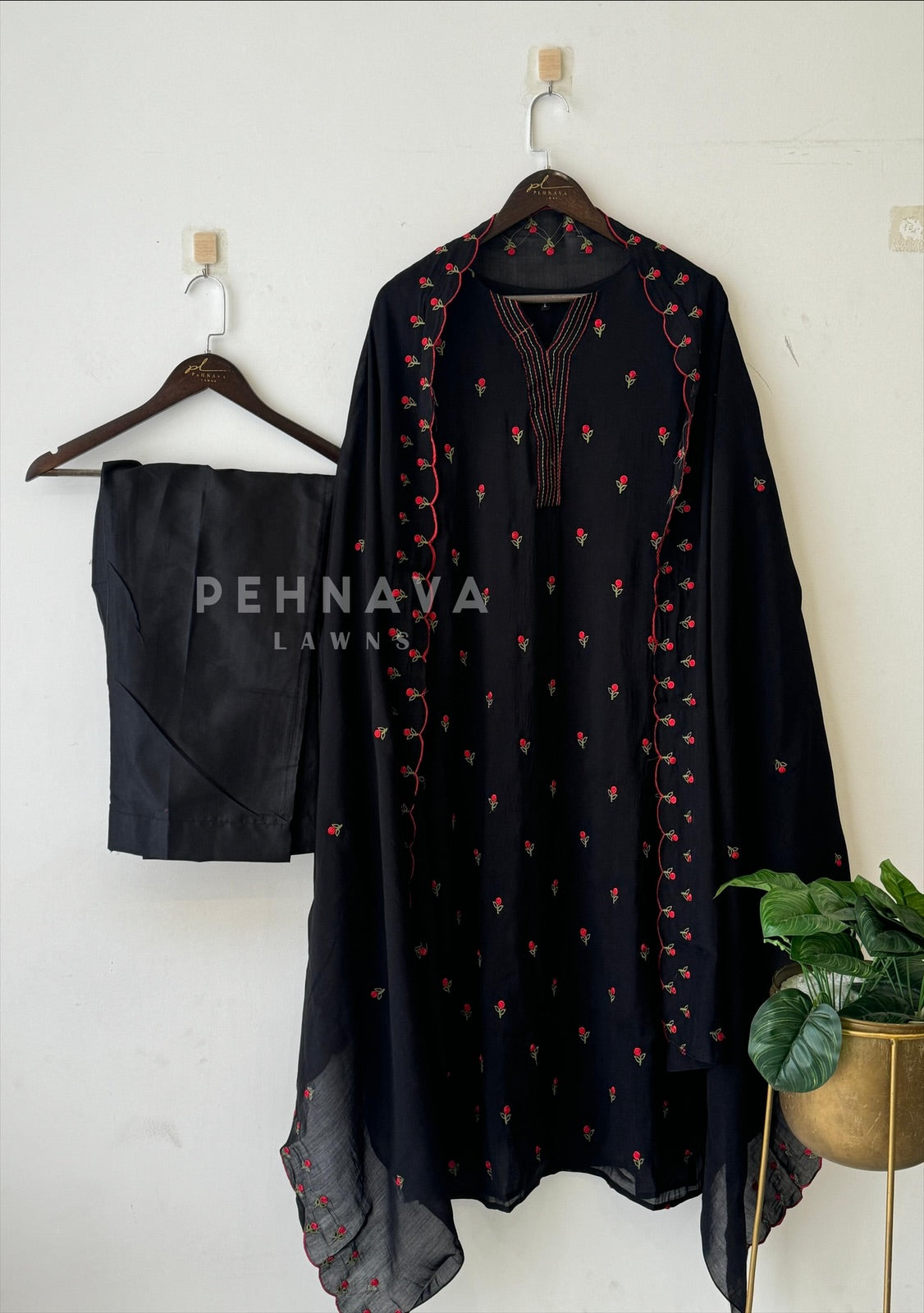 Floral Embroidered Suit set 12694