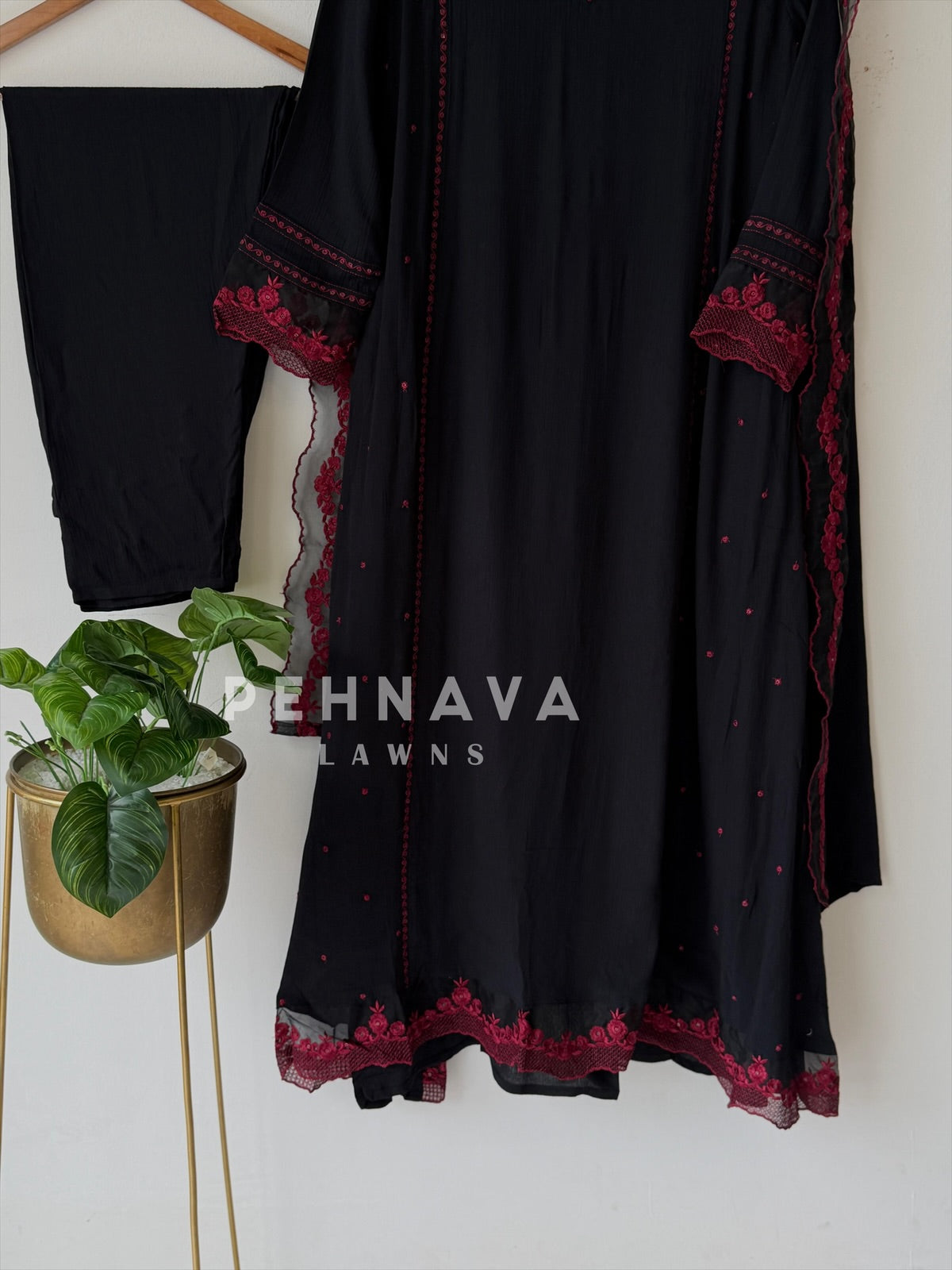 Lace‑Trimmed Panel Cut Ensemble-6219 - Pehnava Lawns