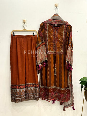 CHARIZMA STITCHED LUXURY COLLECTION-VSL25-42 - Pehnava Lawns