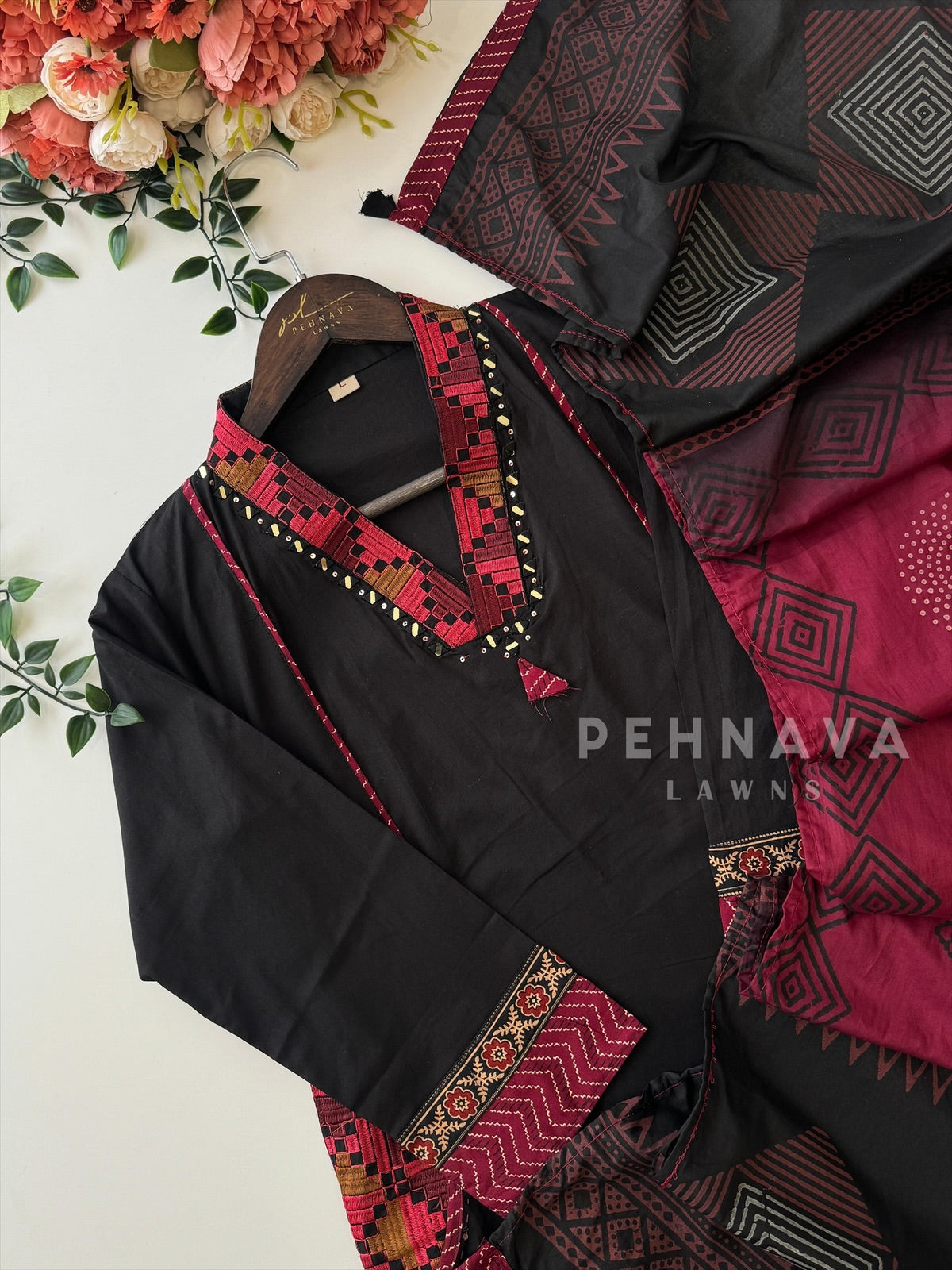 Black&Red Cotton Suit Set-12659 - Pehnava Lawns