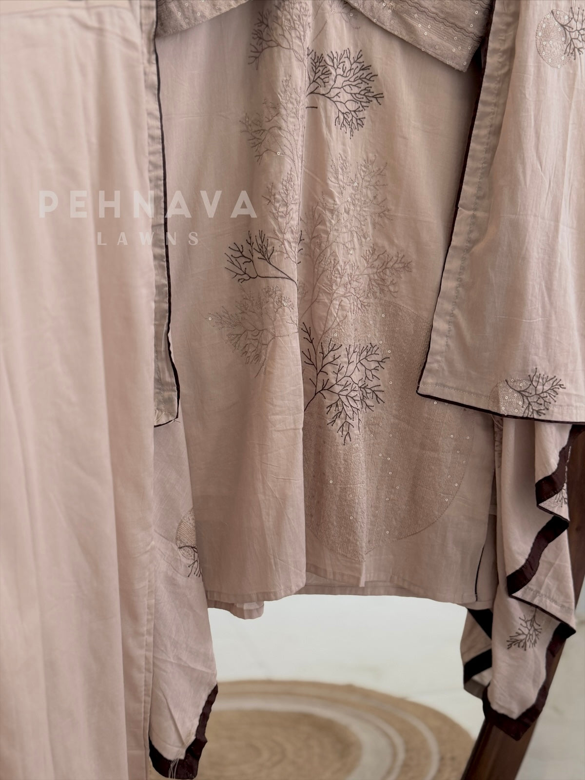Detailed Embroidered Cotton Three Piece Suit 8116