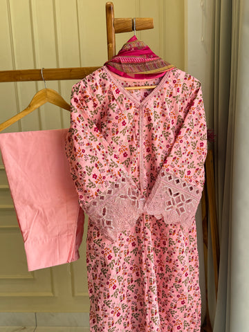 Modern Cutwork Suit-1002