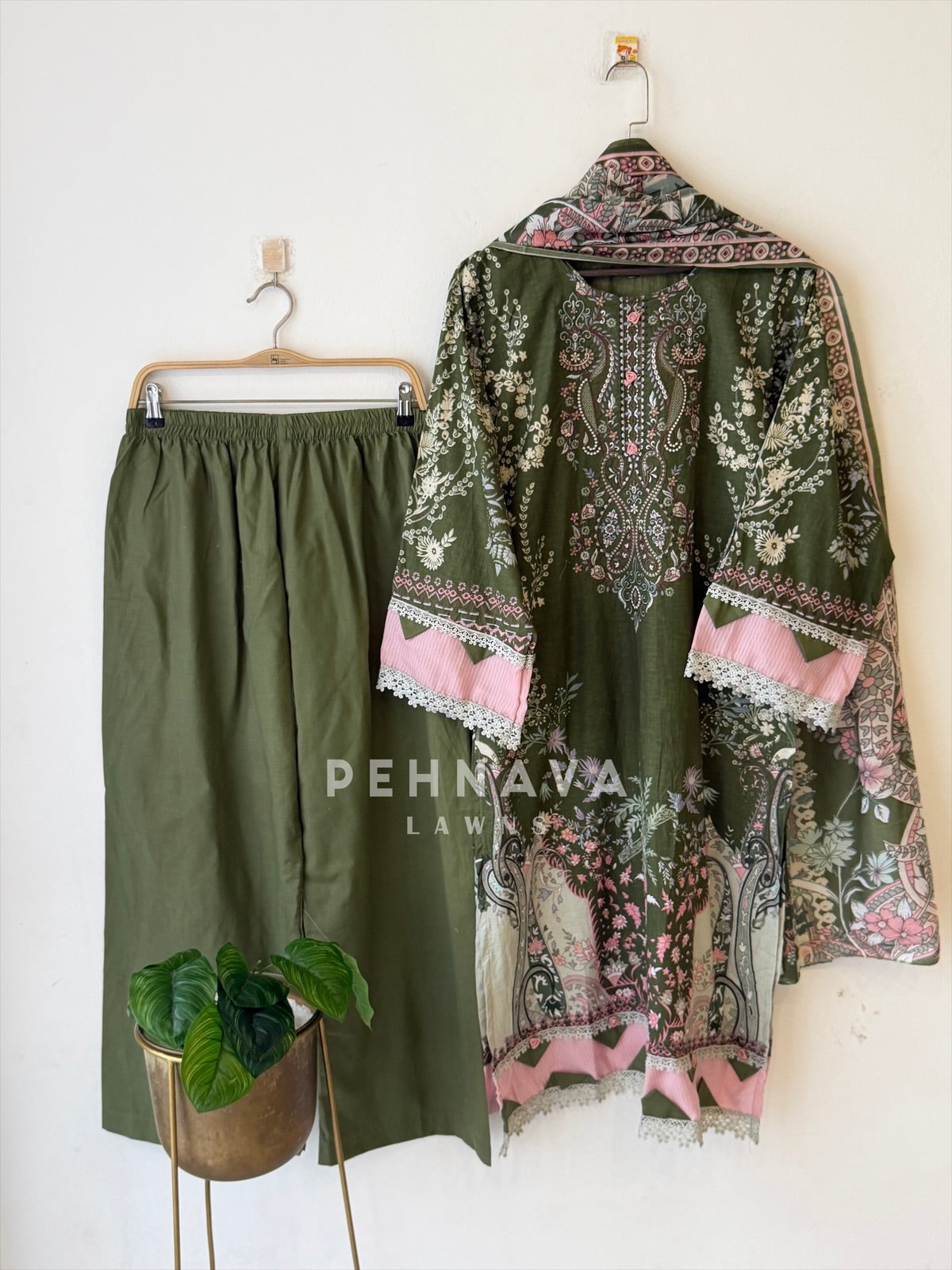 Embroidered Casual Ready To Wear Suit 003
