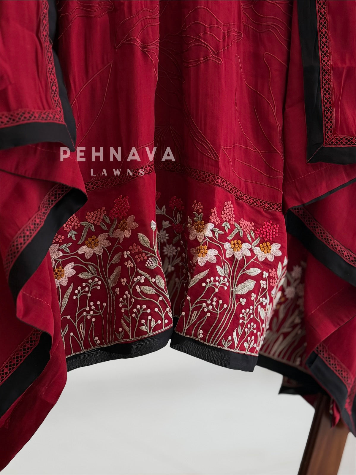 Floral Embroidered Suit Set 13186