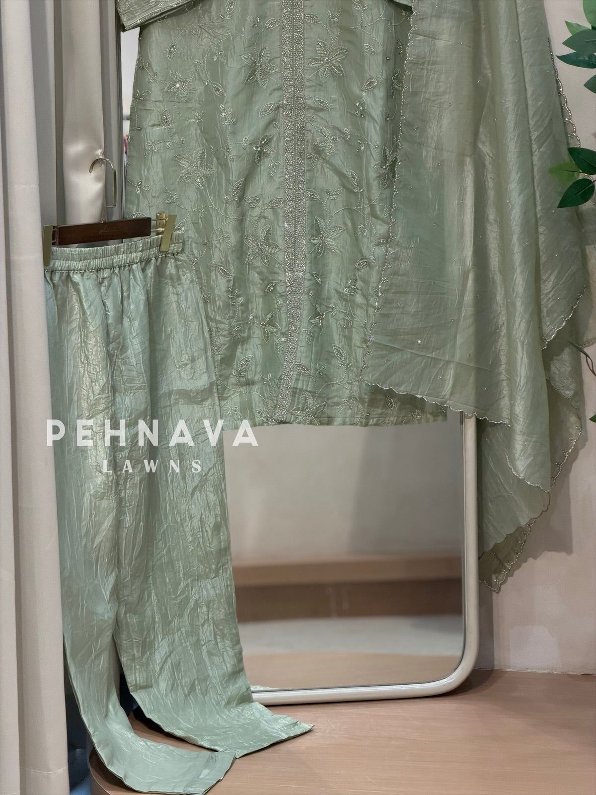 Crinkle Tissue Organza Three Piece Suit