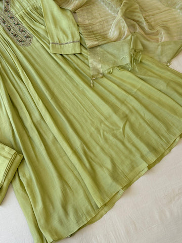 Premium Mulchanderi Luxe Bloom