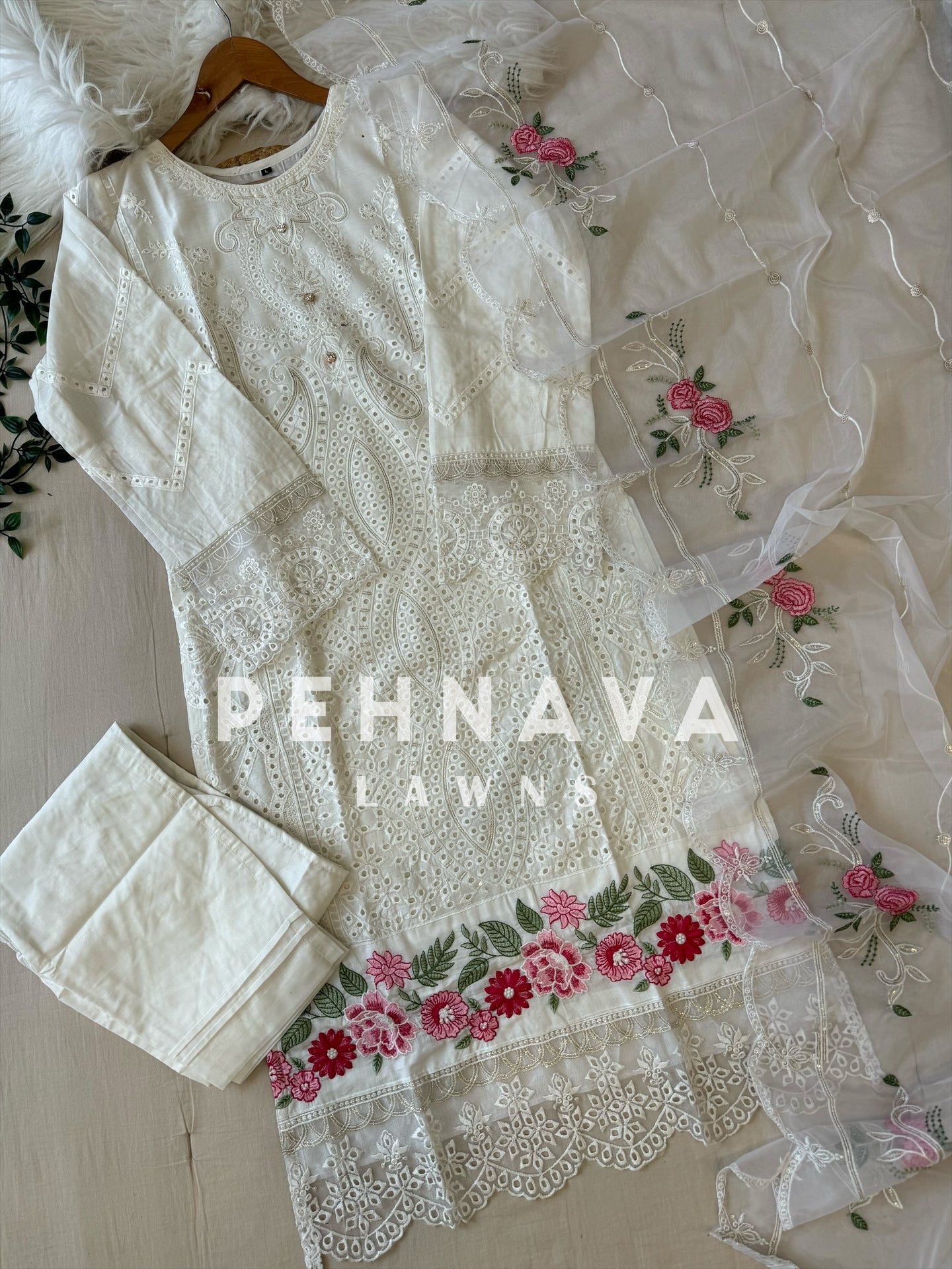 Noor-e-Safa (cotton embroidered suit)