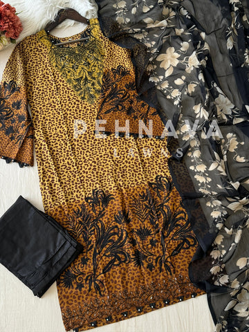 Three-Piece Ethnic Embroidery with Floral Dupatta-1355