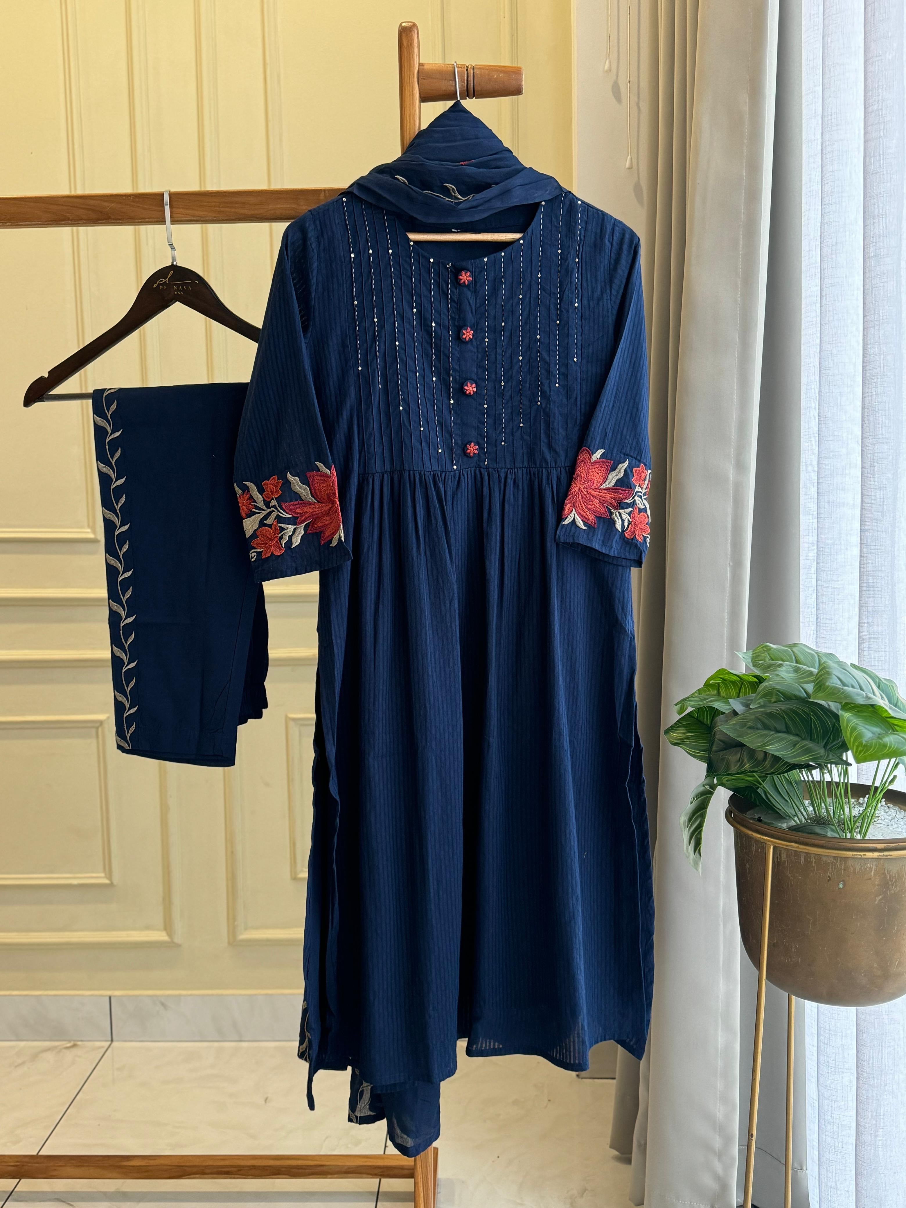 Pleated Yoke & Floral Sleeve Cotton Suits - Pehnava Lawns