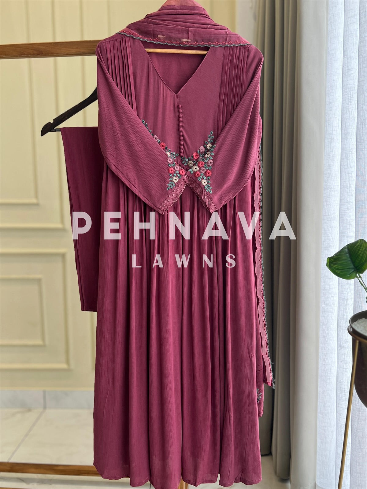 Flowy Rayon Crush Suit - Pehnava Lawns