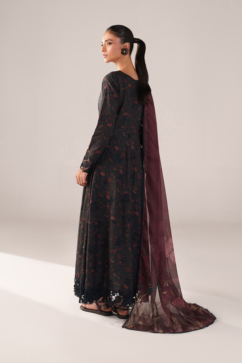 IZNIK Embroidered Printed Lawn SS-09