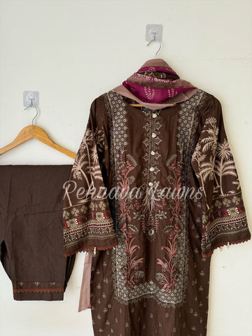 Cotton Embroidered Suit with Chiffon/Cotton Dupatta-3374