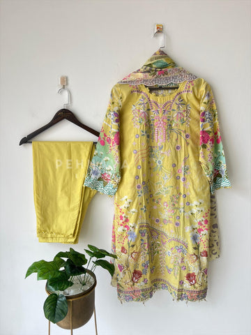 Embroidered Lawn Suit with Scallop Dupatta-1704