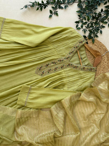 Premium Mulchanderi Luxe Bloom