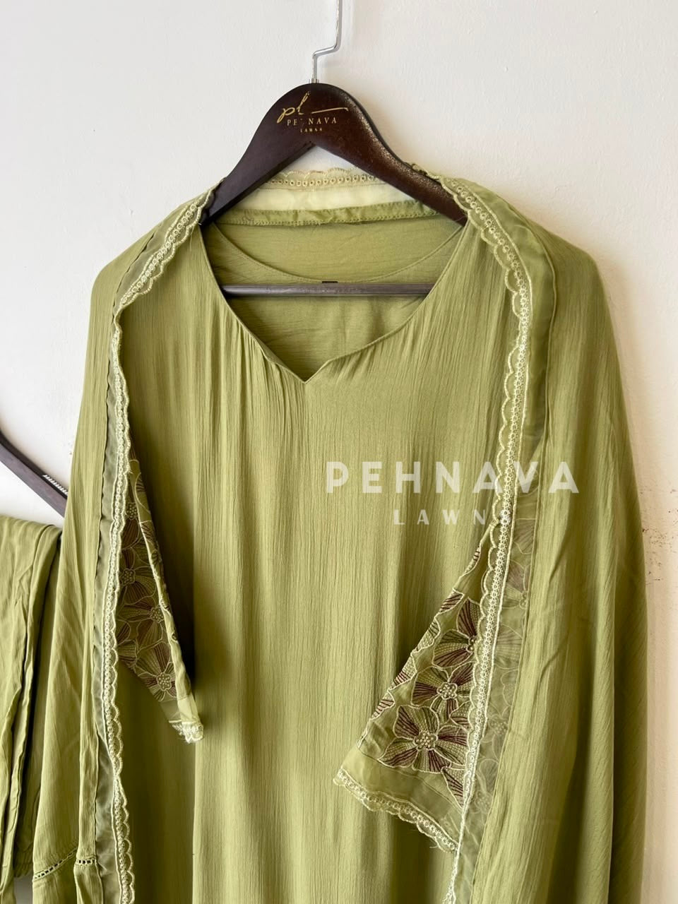 Embroidered Lace Detailed Suit-1001