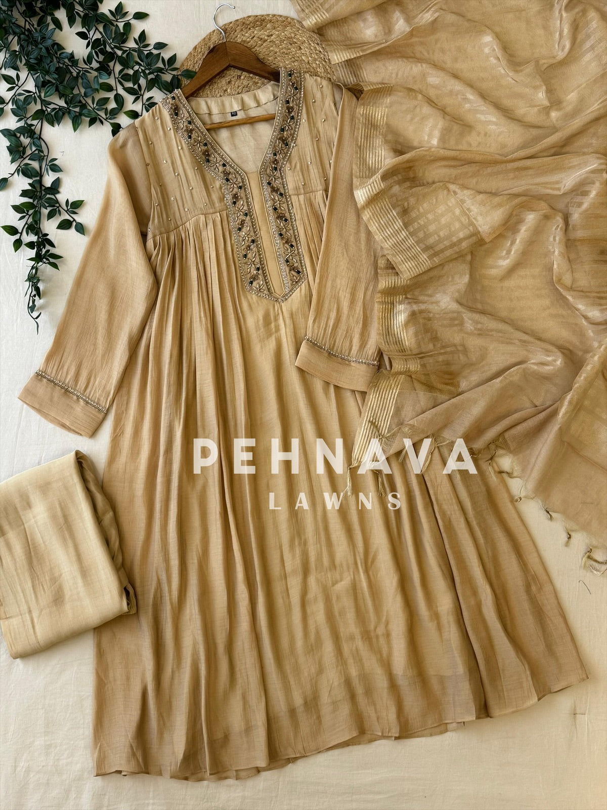 Premium Mulchanderi Luxe Bloom