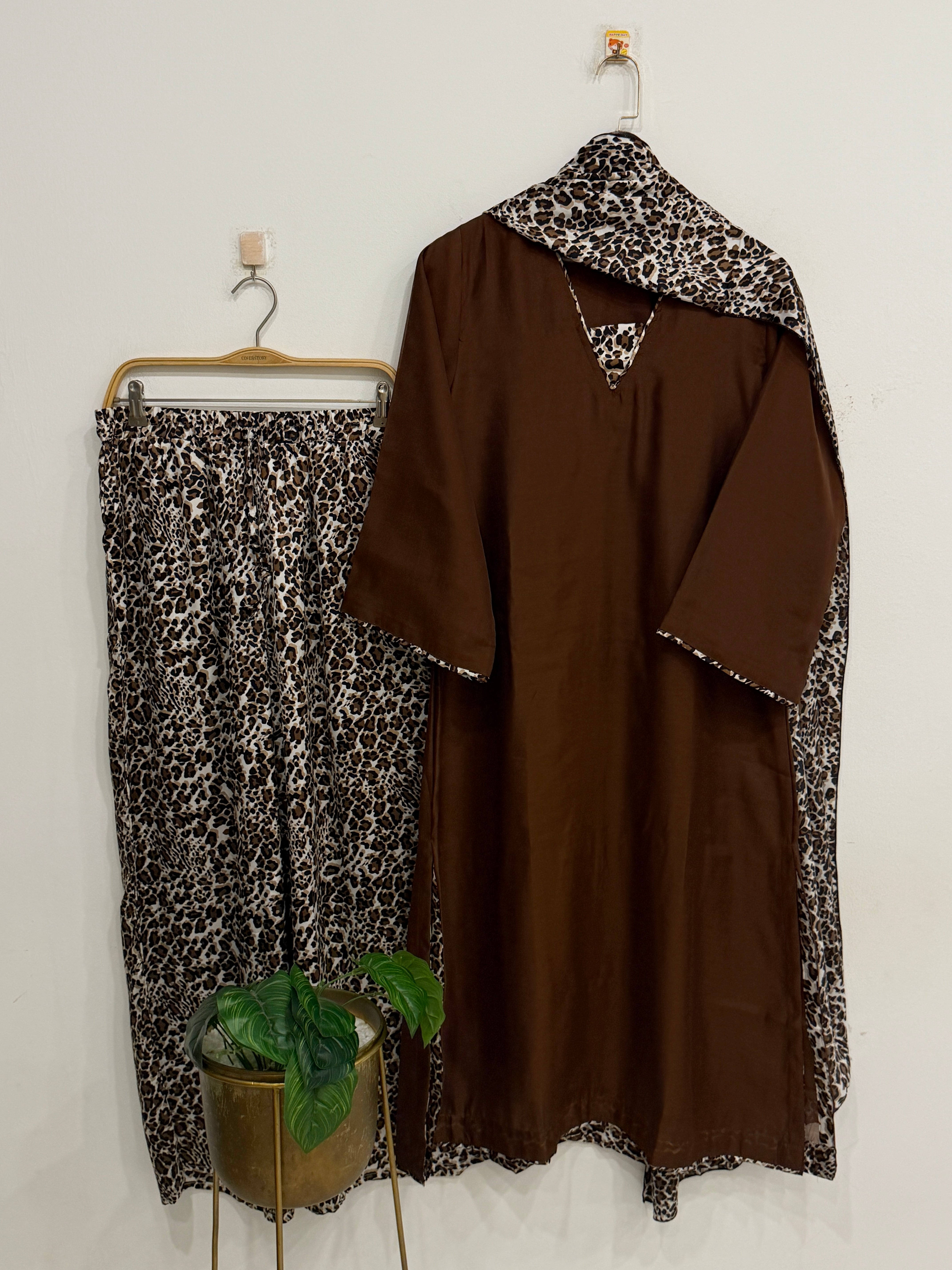 Minimal Animal Printed Three Piece Suit
