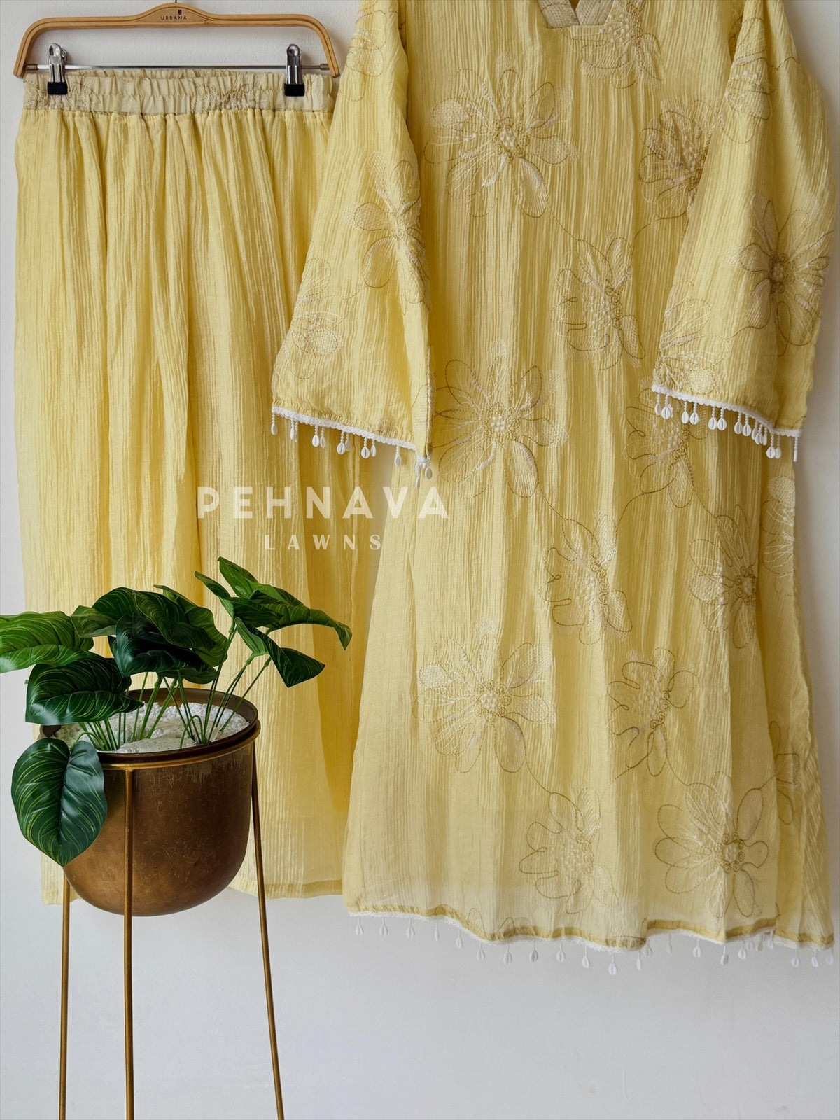 Soft Floral Embroidery Ensemble-4148 - Pehnava Lawns