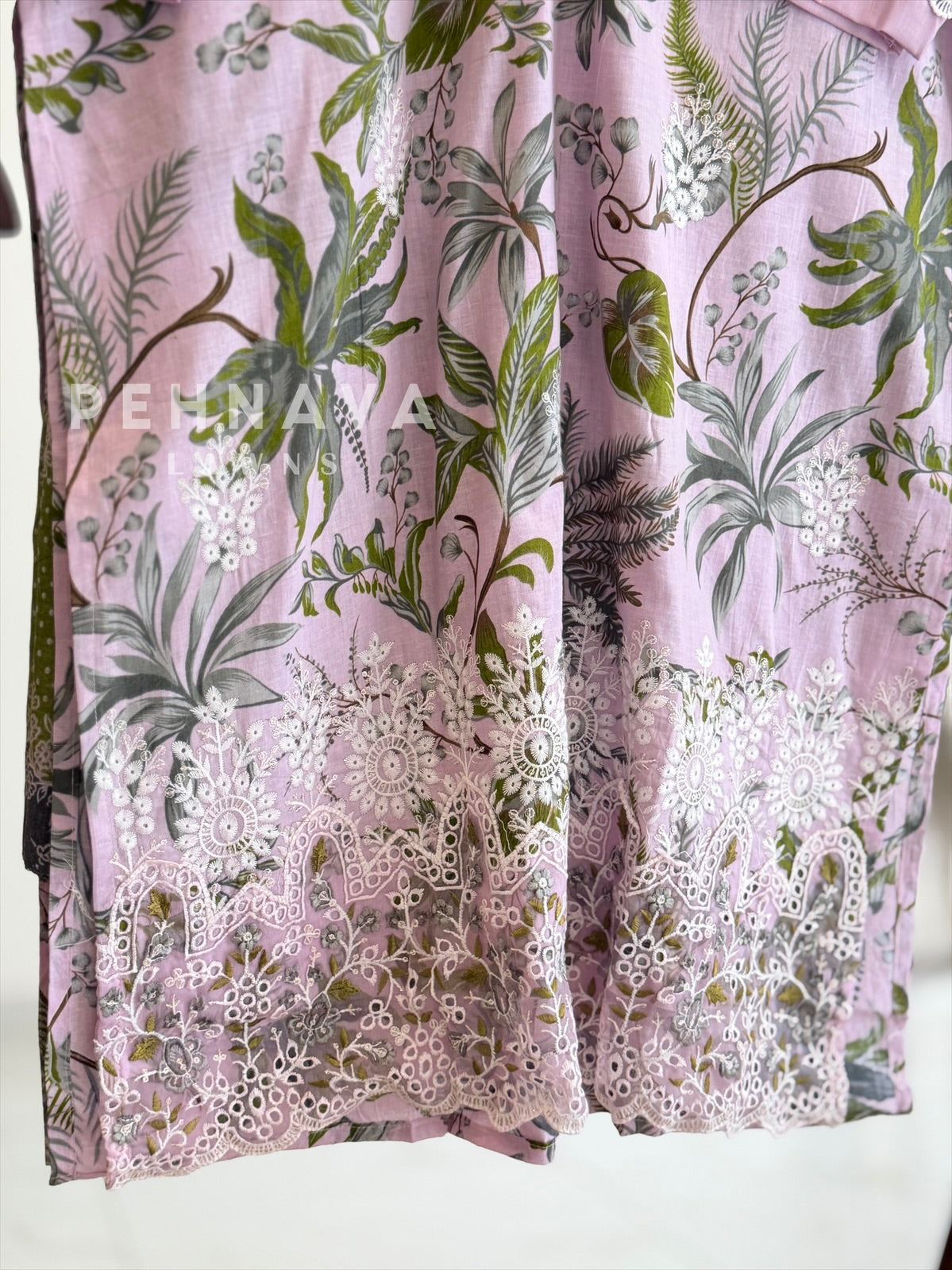 Lace Detailed Printed Suit