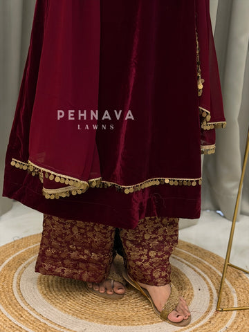 Velvet Handworked suit H 407