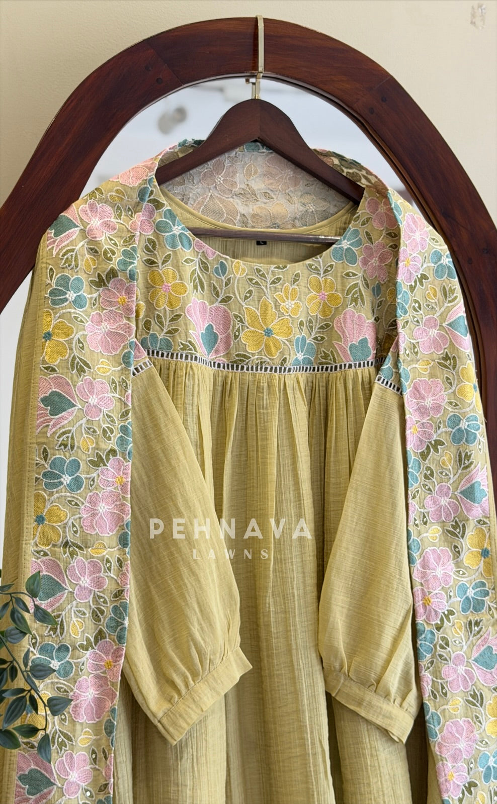 Floral Embroidered Suit 13216
