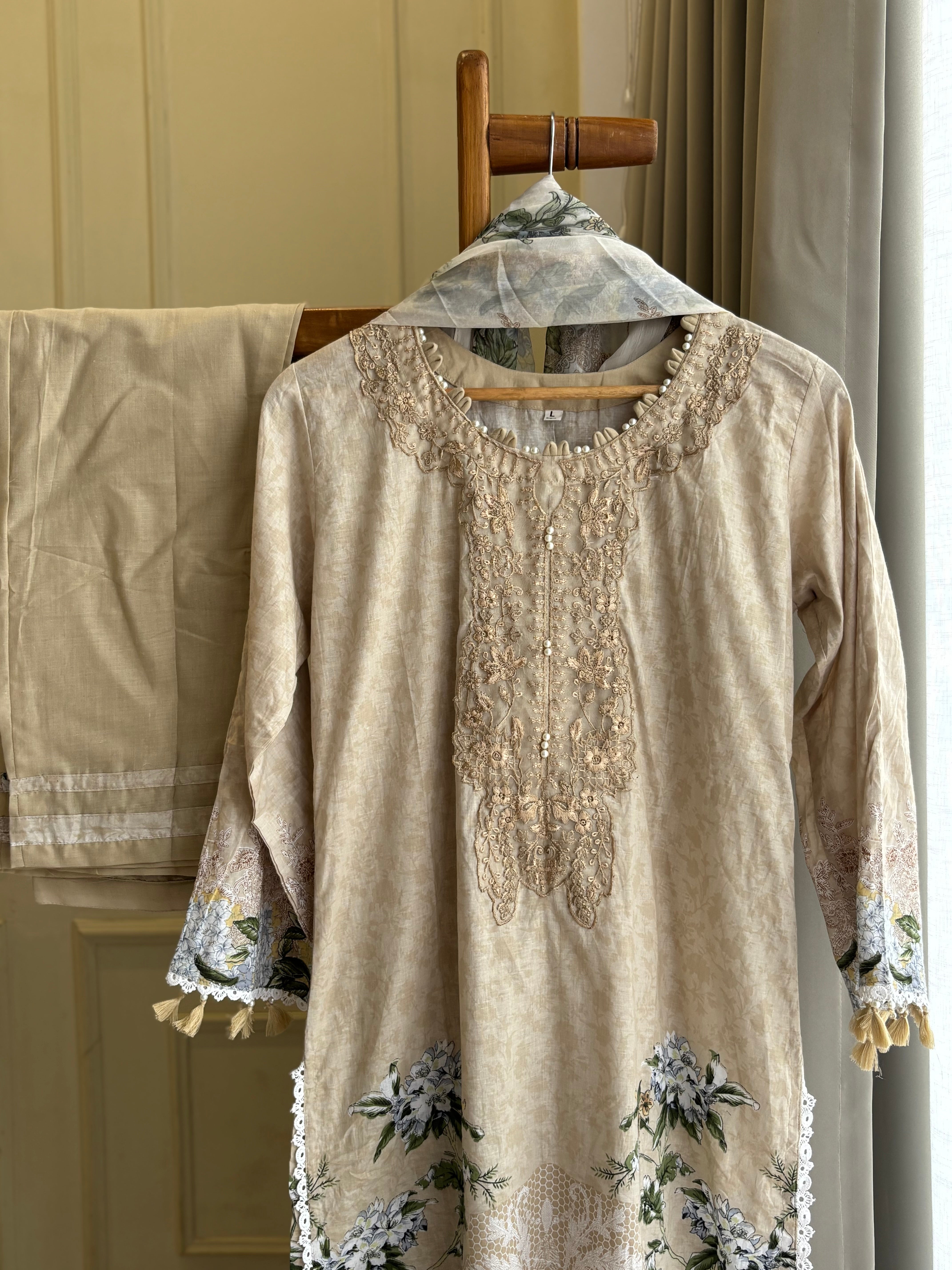 Floral Printed Pak-Suit-003