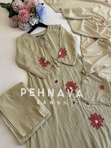 Gentle Bloom Chanderi Set