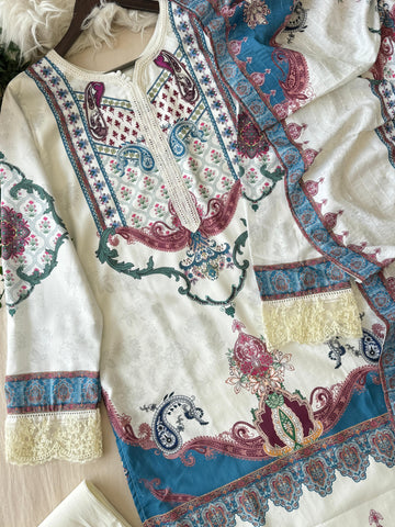 White Muslin Suit-5673 - Pehnava Lawns