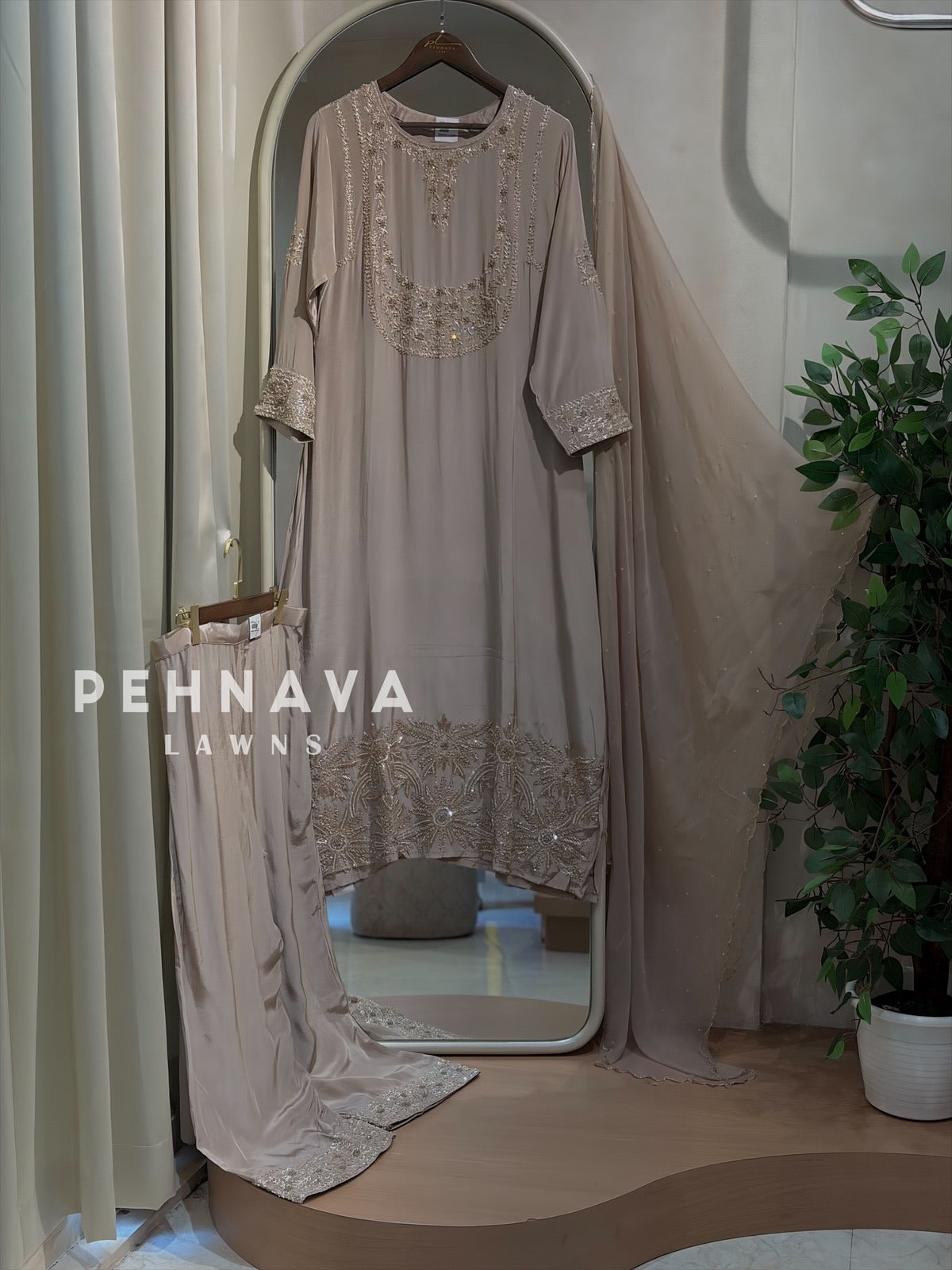 Premium zardosi Handworked Suit-11290
