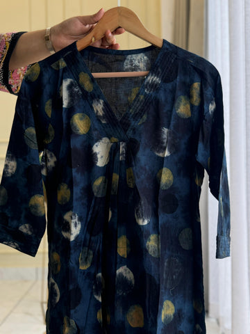 Cotton Kurti Featuring Polka Dot Print-3
