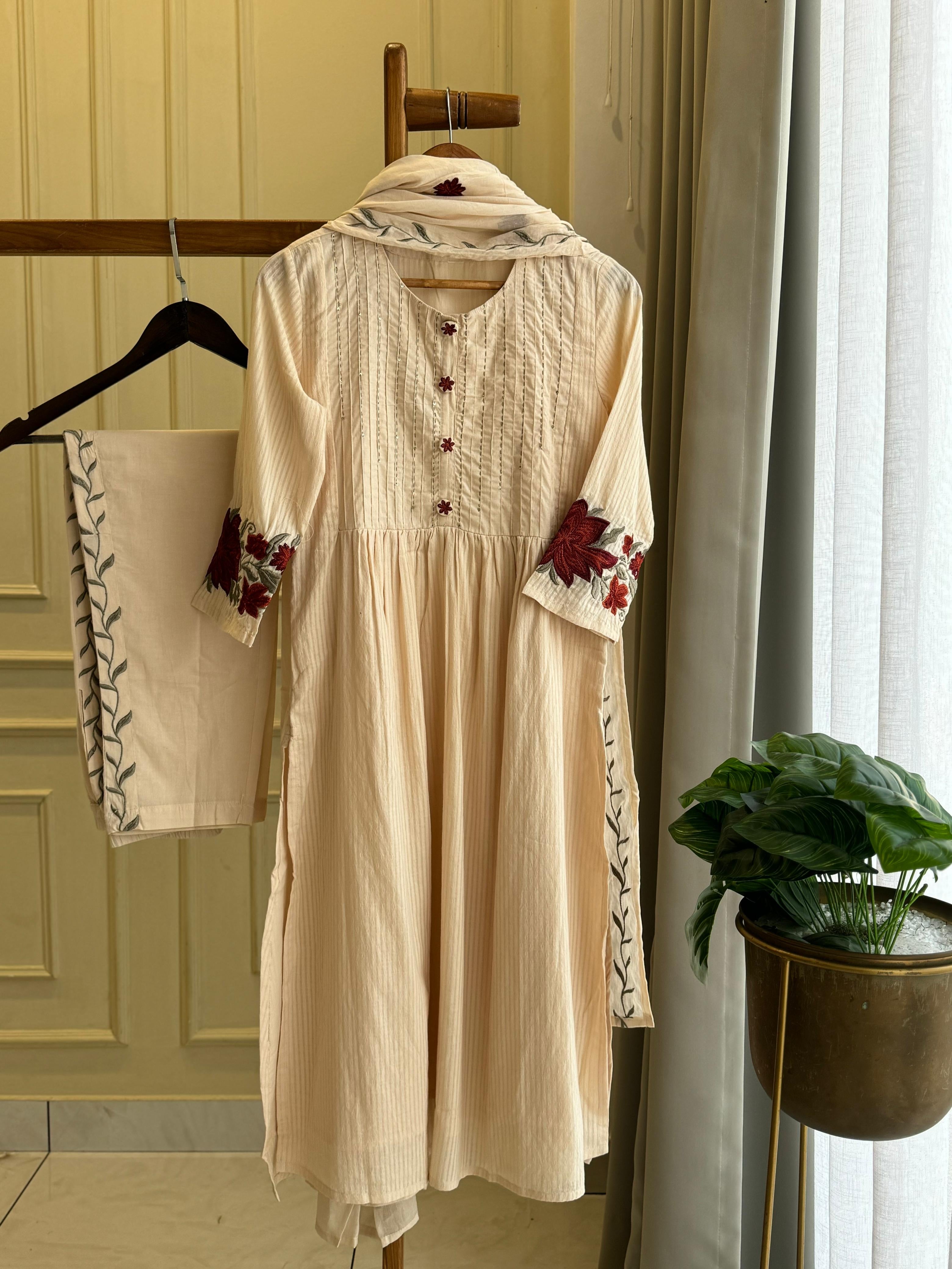 Pleated Yoke & Floral Sleeve Cotton Suits - Pehnava Lawns