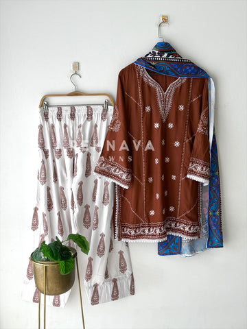 Embroidered Farshi Salwar-LRC 345