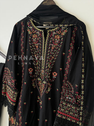 Hit Black Embroidered  Suit-5928