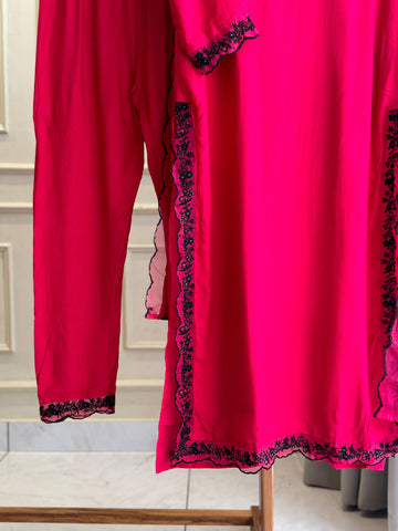 Muslin Designer Pattern Suit - Pehnava Lawns