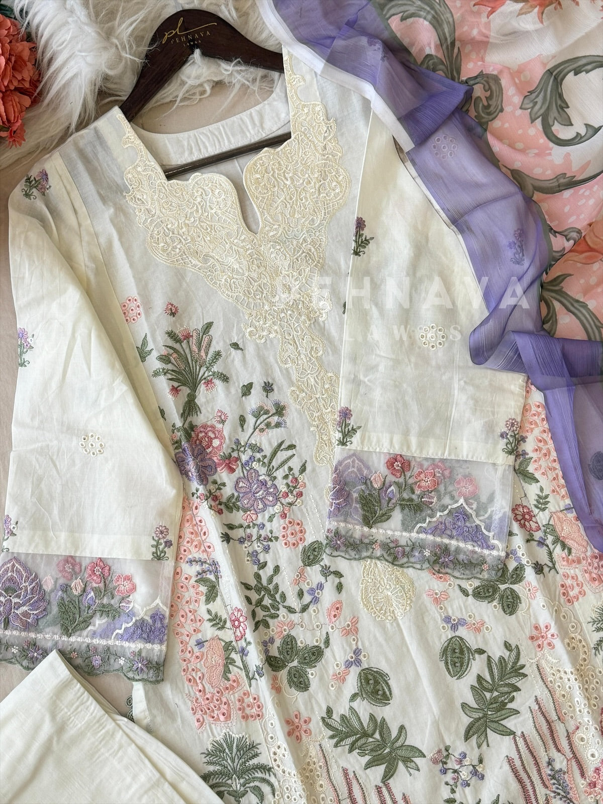 Floral Embroidered Suit Set-1663