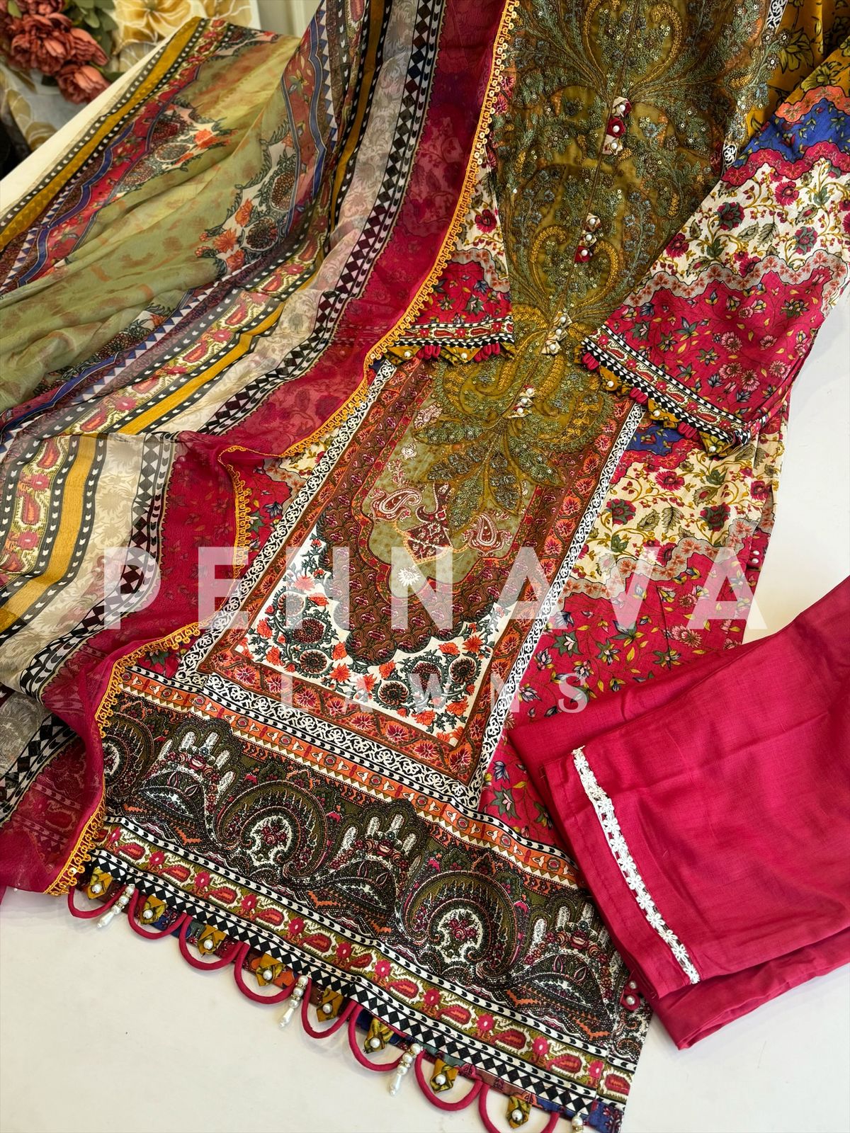 Floral Printed Ethnic Pak-Suit Ft. Chiffon/Cotton Dupatta-221