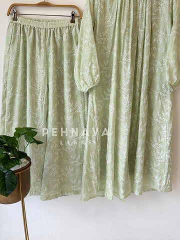 Soft Floral Embroidery Set-4192