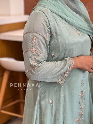 Handworked Vine Detail Suit - Pehnava Lawns