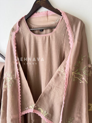 Lace-Trimmed Embroidered Suit-4139 - Pehnava Lawns
