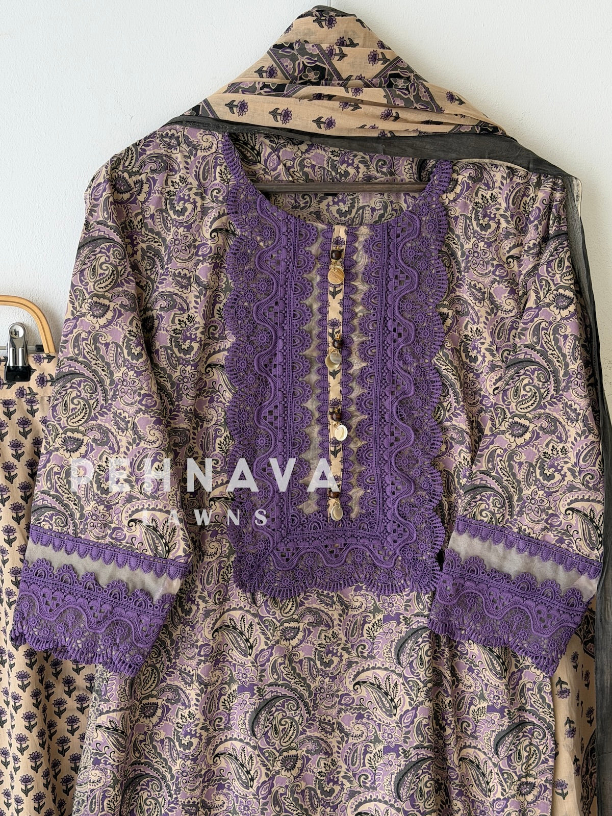 Lace Trimmed Printed Suit Set