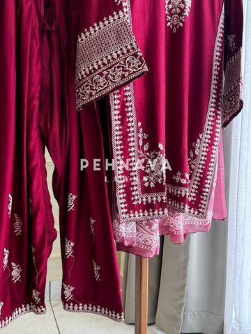 Minimal Embroidered Rayon Ethnic Set