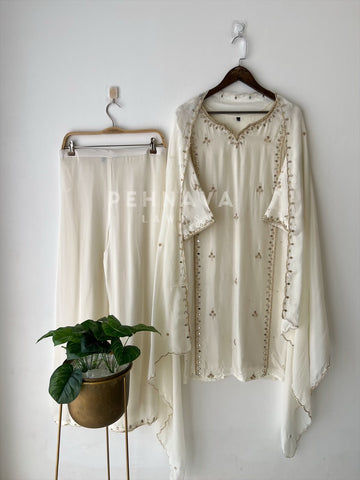 Chinnon mirror Worked Suit - Pehnava Lawns