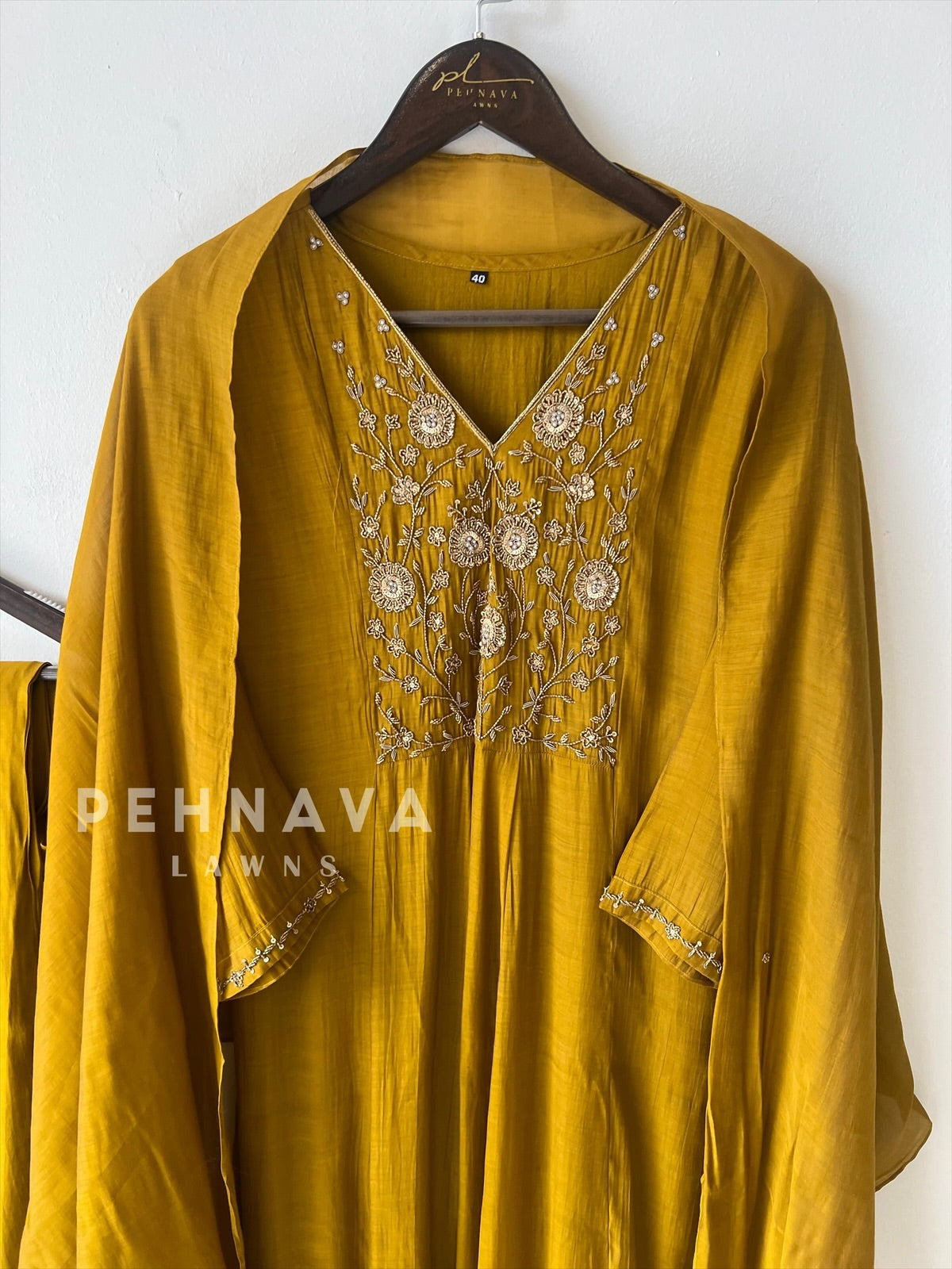 Antique Handwork Ensemble