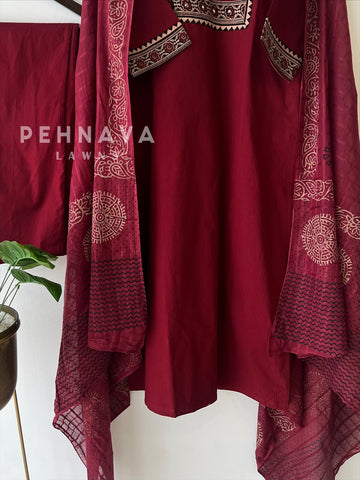 Classic Print Cotton Suit-15767 - Pehnava Lawns