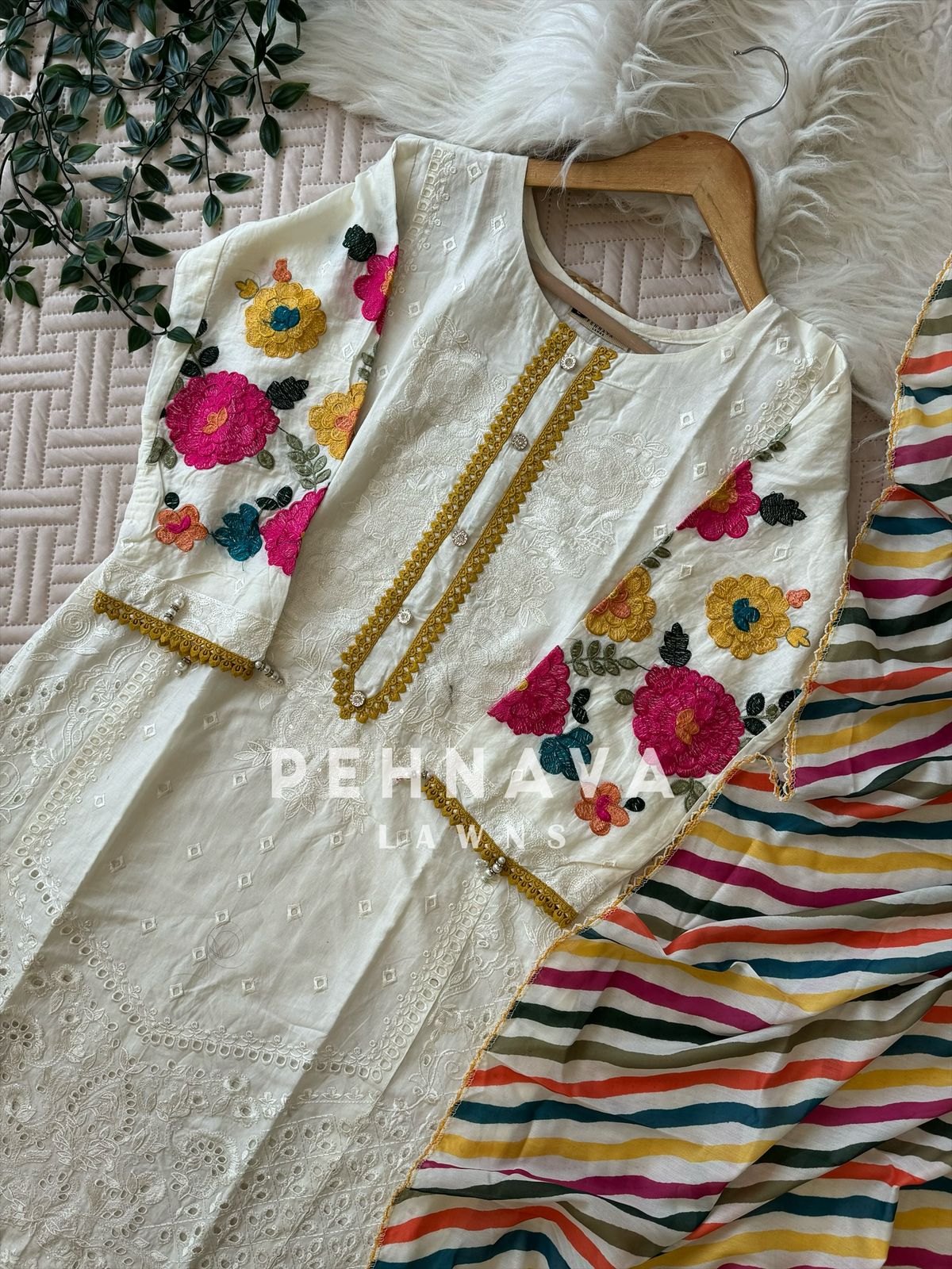 Floral Printed Casual Suit Ft. Cotton Dupatta
