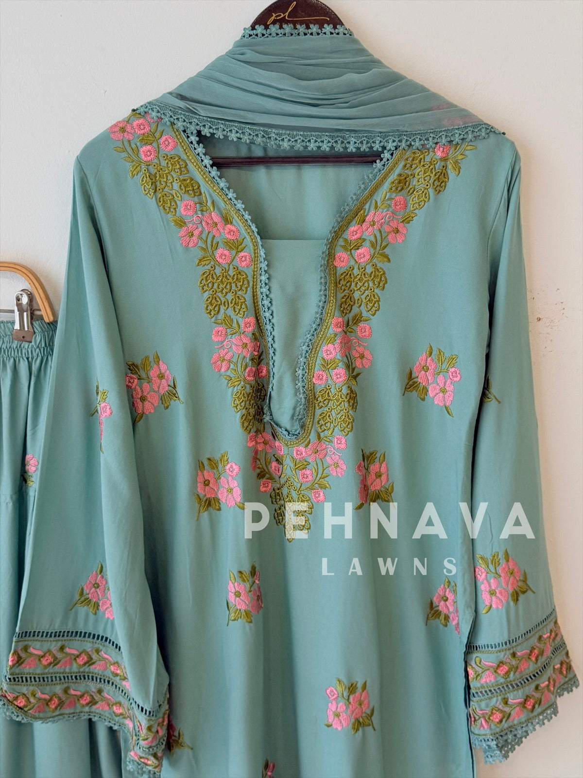 Floral Embroidered Farshi Salwar