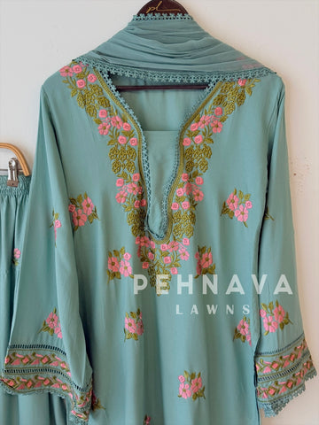 Floral Embroidered Farshi Salwar